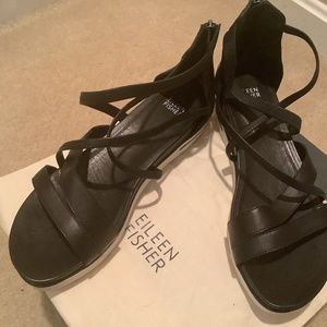 Eileen Fisher Strappy sandal